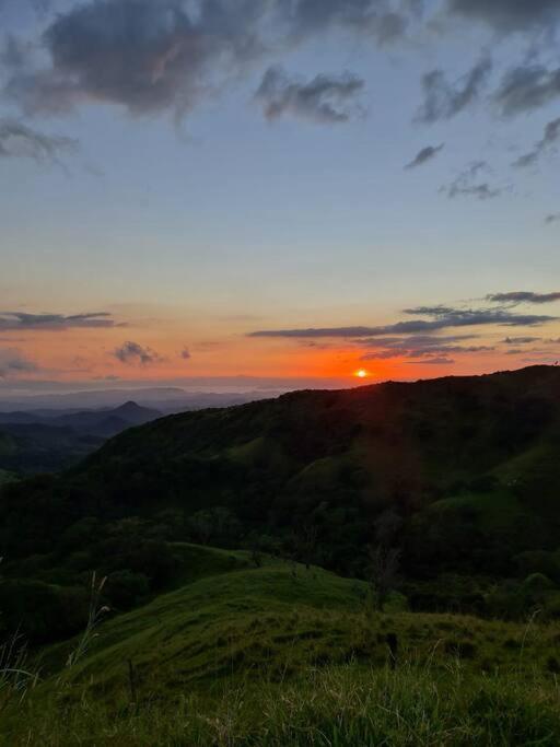 Cattleya Sunset. Lugar Ideal Para Despejarse. Monteverde 外观 照片